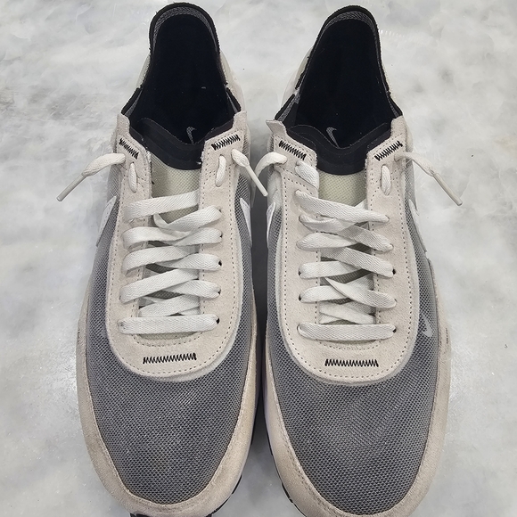 Men's Nike Waffle One's - Picture 3 of 8